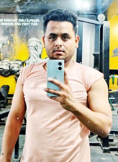 Logan - Male escort in Faridabad Photo 13 of 14