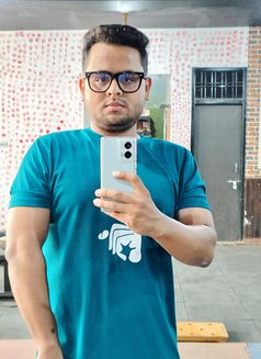 Logan - Male escort in Gurgaon Photo 12 of 18