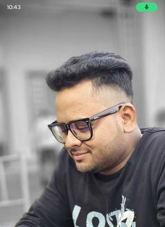 Logan - Male escort in Gurgaon Photo 13 of 18