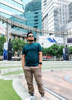 Logan - Male escort in Gurgaon Photo 18 of 18