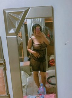 Logi - escort in Alexandria Photo 8 of 8