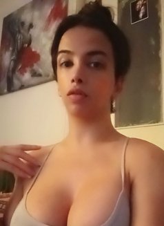Lojen - Transsexual escort in Beirut Photo 7 of 7