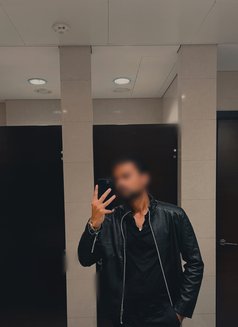 Loki - Male escort in Dubai Photo 3 of 3