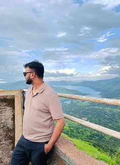 Loki Your Man - Masajista in Pune Photo 1 of 1