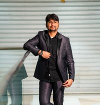 Lokiallrounder - Acompañantes masculino in Hyderabad