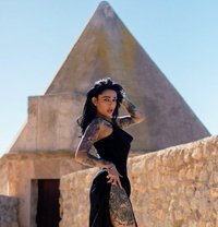 Lola - escort in Barcelona