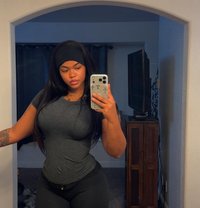 Lola - escort in Cairo