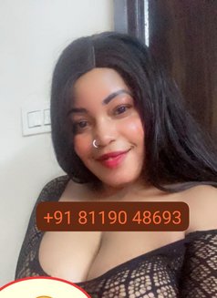 Lola - escort in Gurgaon Photo 2 of 6