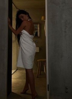 LOLA__GFE__DUBAI MARINA - puta in Dubai Photo 7 of 7