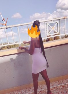 Lola🥵 - puta in Nairobi Photo 6 of 7