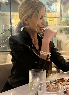 Lola Russian Model - escort in Dubai Photo 9 of 12