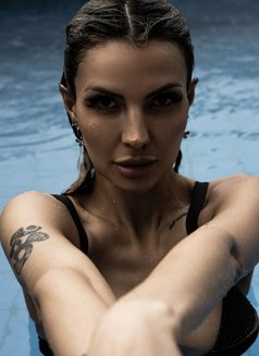 Lola Russian Model - escort in Dubai Photo 10 of 12