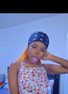 Lola Sexy - puta in Beirut Photo 2 of 2