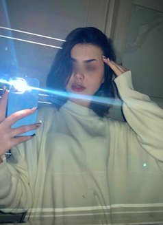 Lola - escort in Dubai Photo 6 of 13