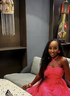 Landed in mumbai 10 days only - escort in Mumbai Photo 3 of 4