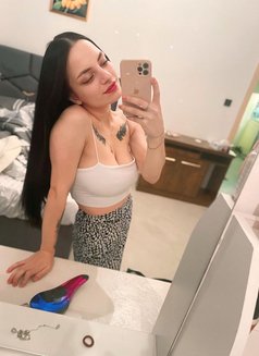 Lola20y, Sexy Snow White - escort in Dubai Photo 13 of 17