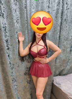 Loli - escort in Ajmān Photo 3 of 4