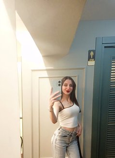 Lolita - puta in İstanbul Photo 9 of 12