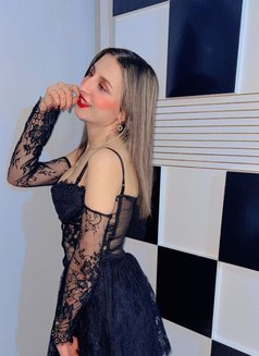 Lolita - puta in İstanbul Photo 14 of 16