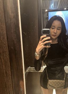 Lolita Nake - Transsexual escort in Bangkok Photo 6 of 6