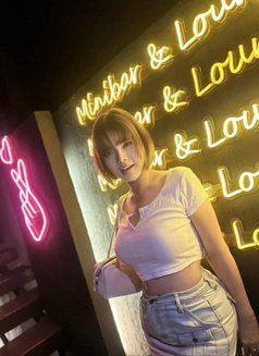 Lolita Pia - escort in Macao Photo 3 of 5