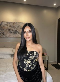 Lolita_top_both strong dick_biger - Transsexual escort in Jeddah Photo 1 of 17