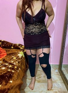 Lolo - escort in Alexandria Photo 2 of 5