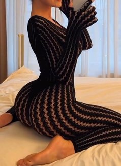 نار - puta in Erbil Photo 2 of 9