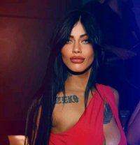 Lolo - escort in Beirut Photo 4 of 6