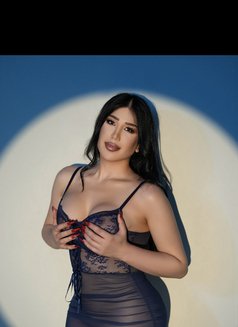 Lolo - Transsexual escort in Beirut Photo 6 of 6