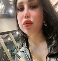 Lolo - Transsexual escort in Beirut Photo 8 of 8