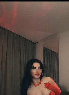 Lolita - escort in Dubai Photo 5 of 7