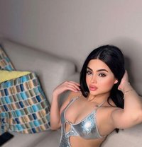 LOLO - escort in Dubai Photo 7 of 12