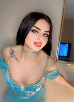 LOLO - escort in Dubai Photo 1 of 8