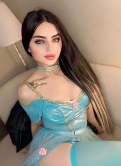 LOLO - escort in Dubai Photo 4 of 8