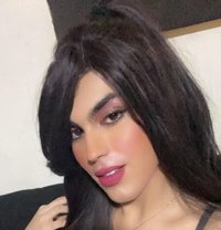 Lolo - Transsexual escort in Beirut