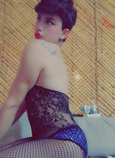 Lolo - Agencia de acompañantes transexuales in Beirut Photo 7 of 8