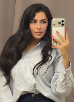 Lolotones - escort in Dubai Photo 3 of 6