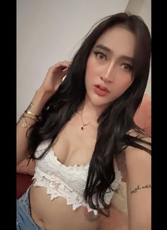 Loly - Transsexual escort in Bali Photo 11 of 11