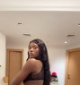 Loly - escort in Dubai Photo 7 of 8
