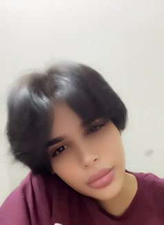 Lon - Transsexual escort in Erbil Photo 3 of 7
