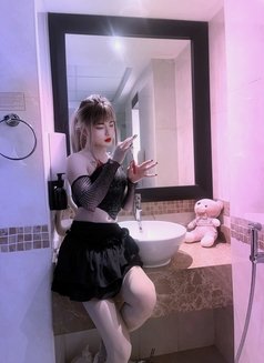 Lona Cross dress sexy dace - Male escort in Dubai Photo 16 of 19