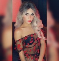 Lona - Transsexual escort in Beirut