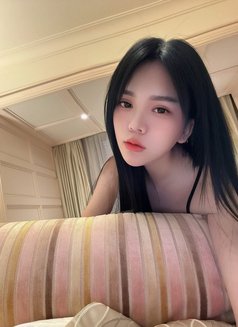 Lona, - escort in Hanoi Photo 5 of 16