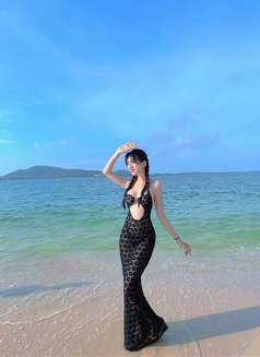 Lona, - escort in Hanoi Photo 22 of 26