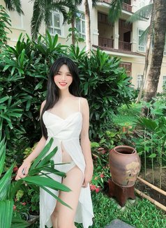 Lona, - puta in Hanoi Photo 23 of 29