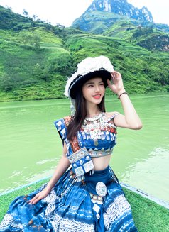 Lona, - escort in Hanoi Photo 29 of 30