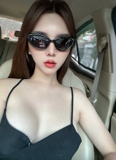 Lona, - puta in Da Nang Photo 2 of 17