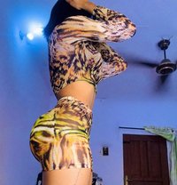 London - escort in Chennai