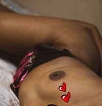London Kinky - puta in Nairobi